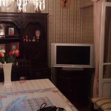 Cuartos E *